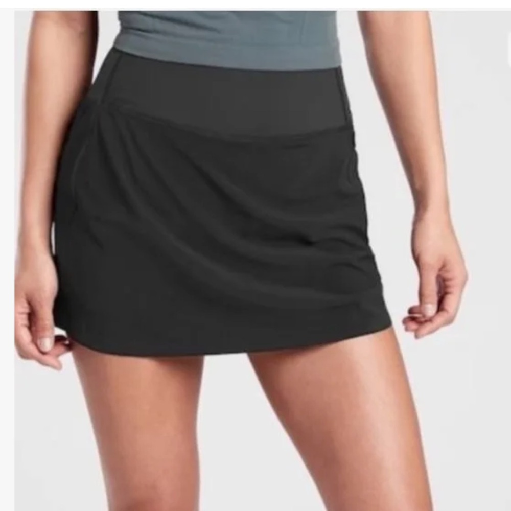 ATHLETA RUN WITH IT 16” SKORT
SUPE-SHORT